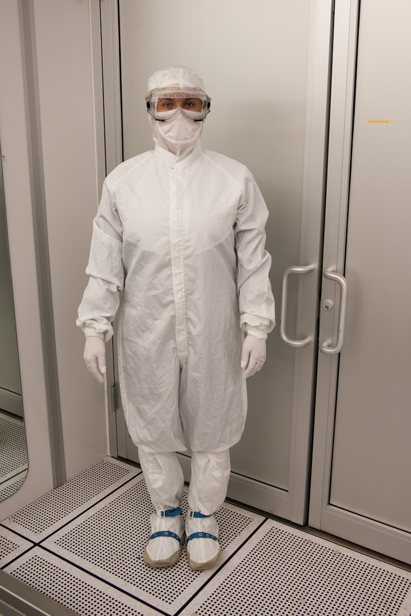 Types Of Cleanroom Suit